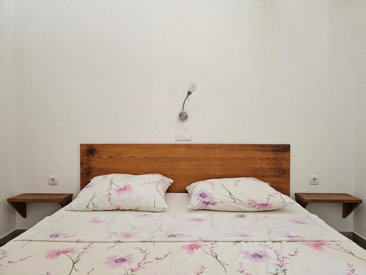 Holiday Homes Sintija Kampor Ngoại thất bức ảnh